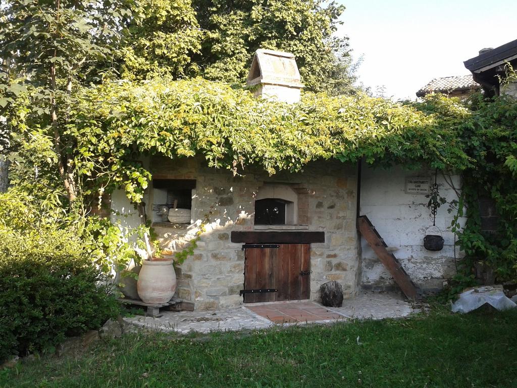 B&B San Nicola Serramazzoni Exteriér fotografie