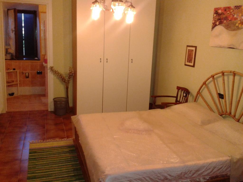 B&B San Nicola Serramazzoni Pokoj fotografie