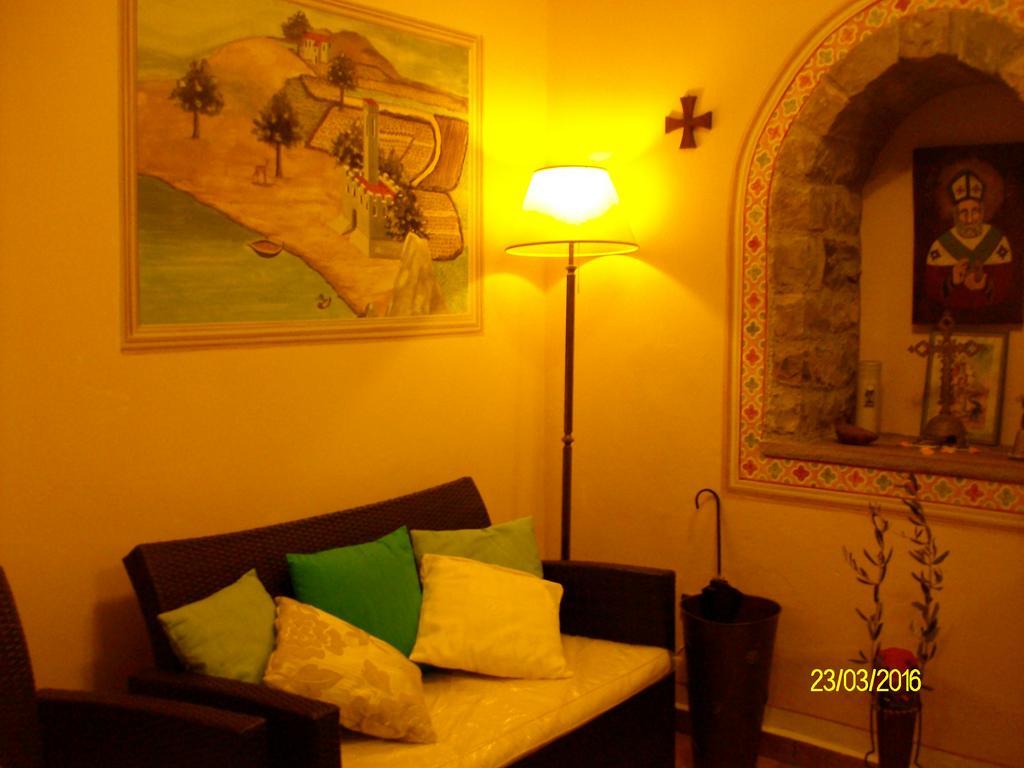 B&B San Nicola Serramazzoni Exteriér fotografie